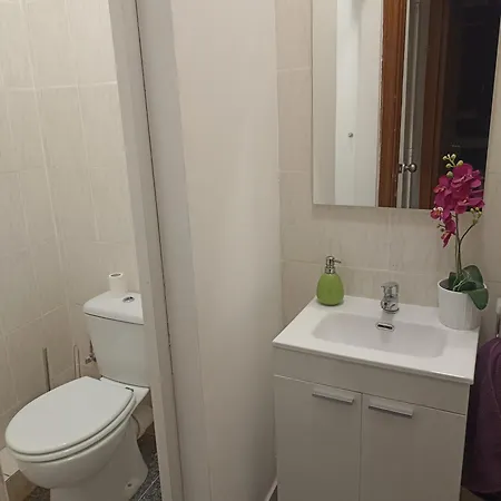8 Con Balcon A La Rambla Apartment *