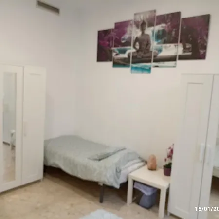 8 Con Balcon A La Rambla Apartment *